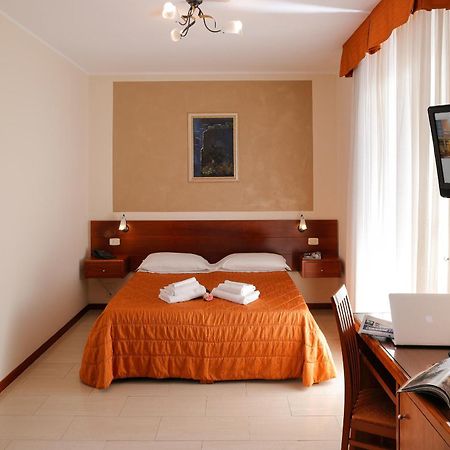 Hotel Michelangelo Terranuova Bracciolini Kültér fotó