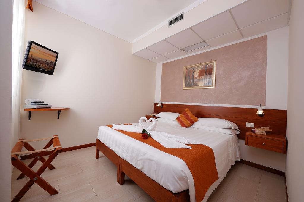 Hotel Michelangelo Terranuova Bracciolini Kültér fotó