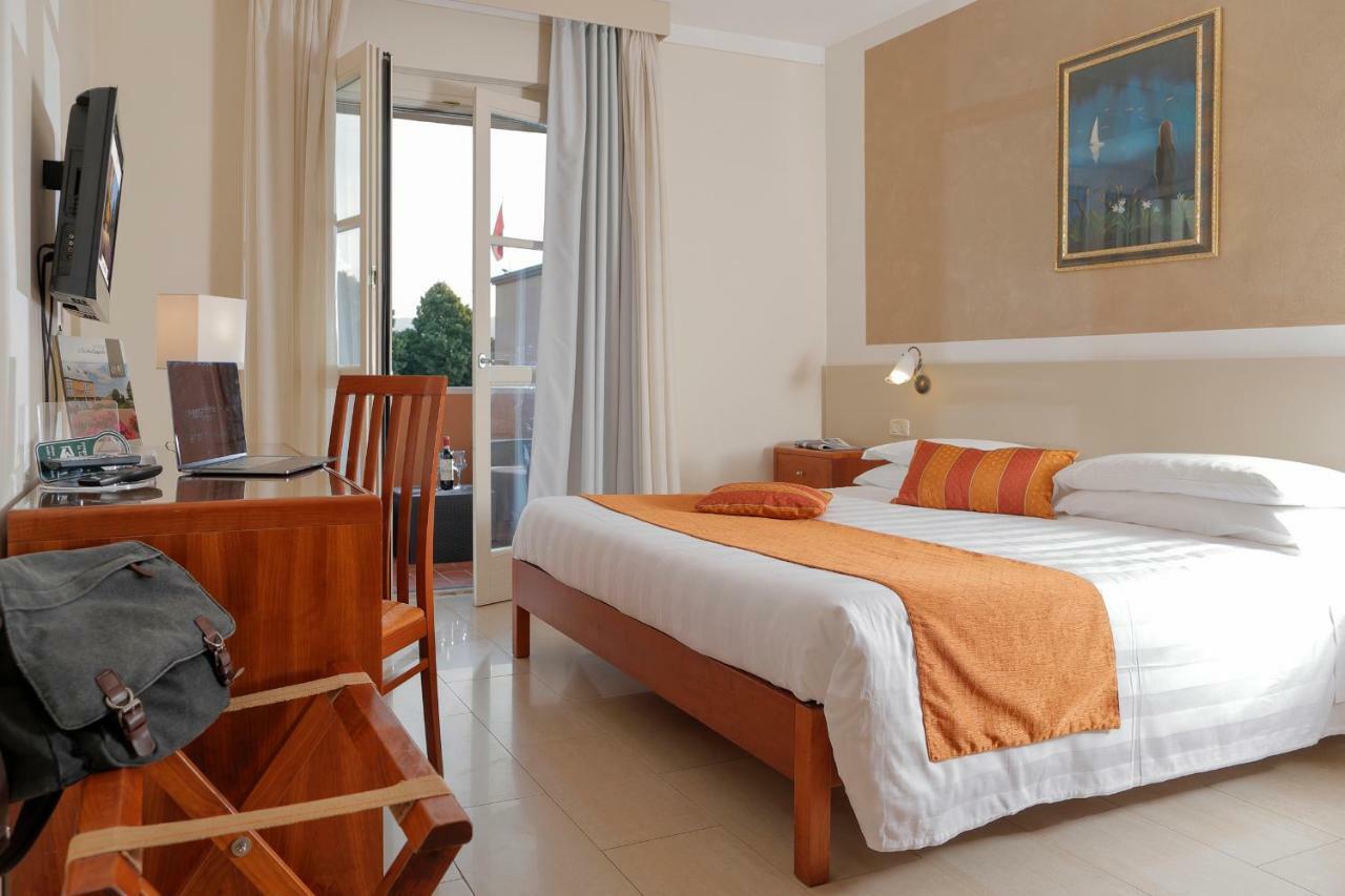 Hotel Michelangelo Terranuova Bracciolini Kültér fotó