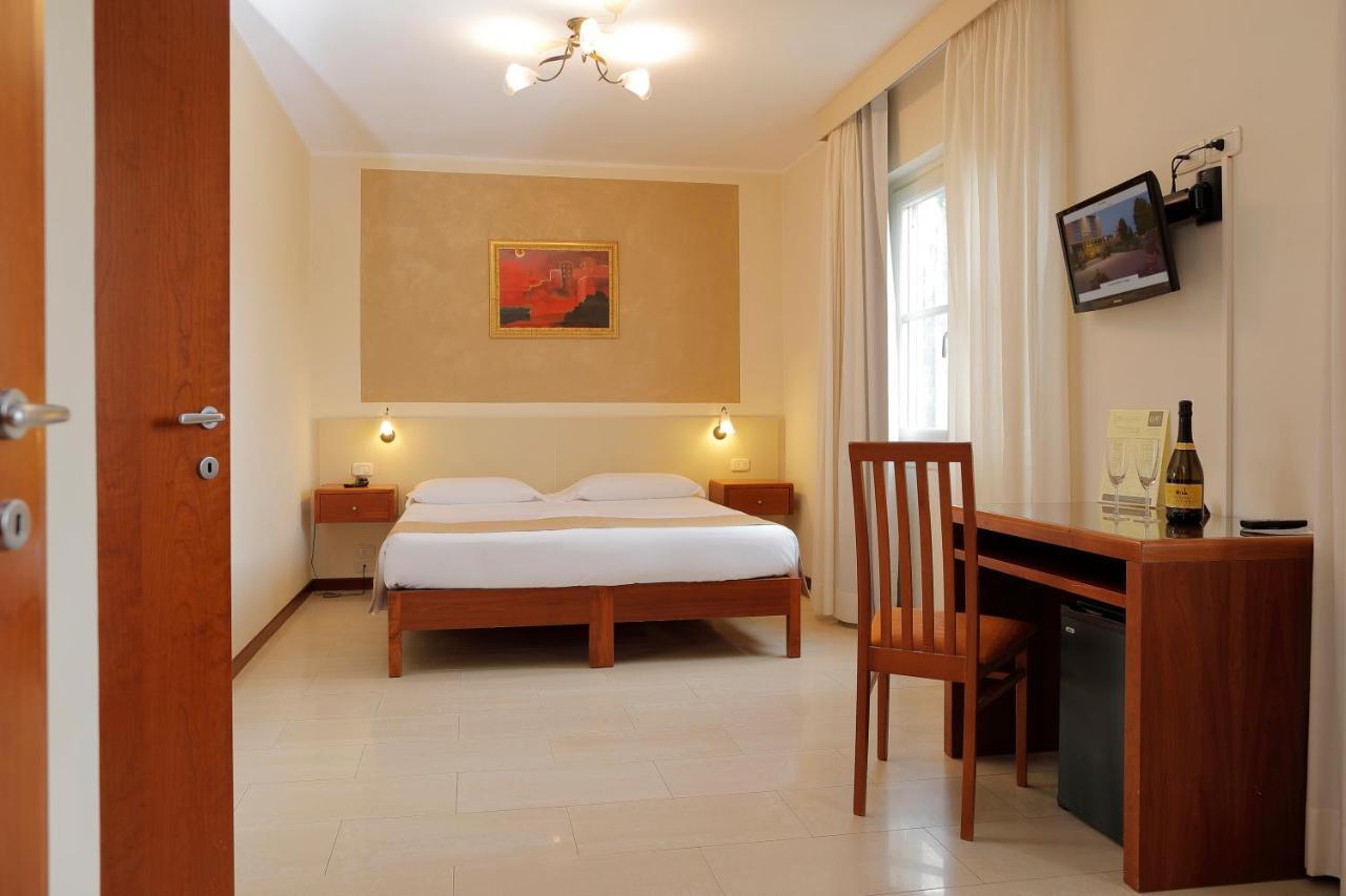 Hotel Michelangelo Terranuova Bracciolini Kültér fotó